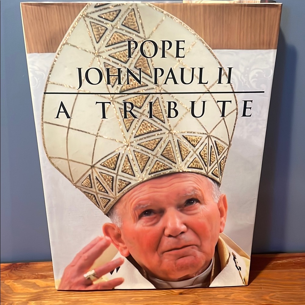 🧡POPE JOHN PAUL II A TributeHard cover Book